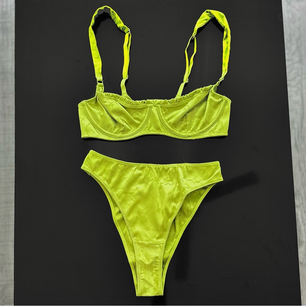 Savage X Fenty set